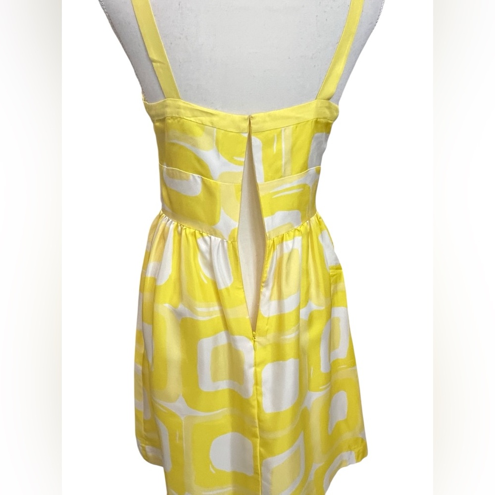 Banana Republic Y2K Silk Yellow Geometric Fit Flare Sundress Size 4 - Picture 5 of 11